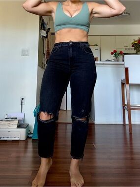 Abercrombie & Fitch Distressed Mom High Rise Curve Love